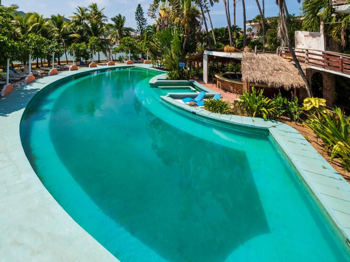 Oyo Hotel Sands Барра-де-Навидад Экстерьер фото